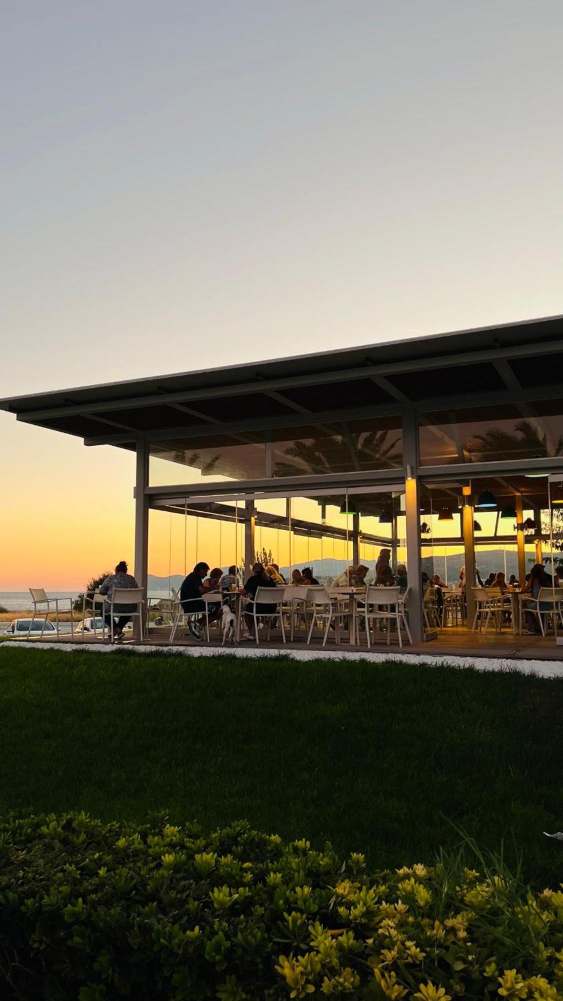 Sirenes Beach Resort Samos Town Exterior photo