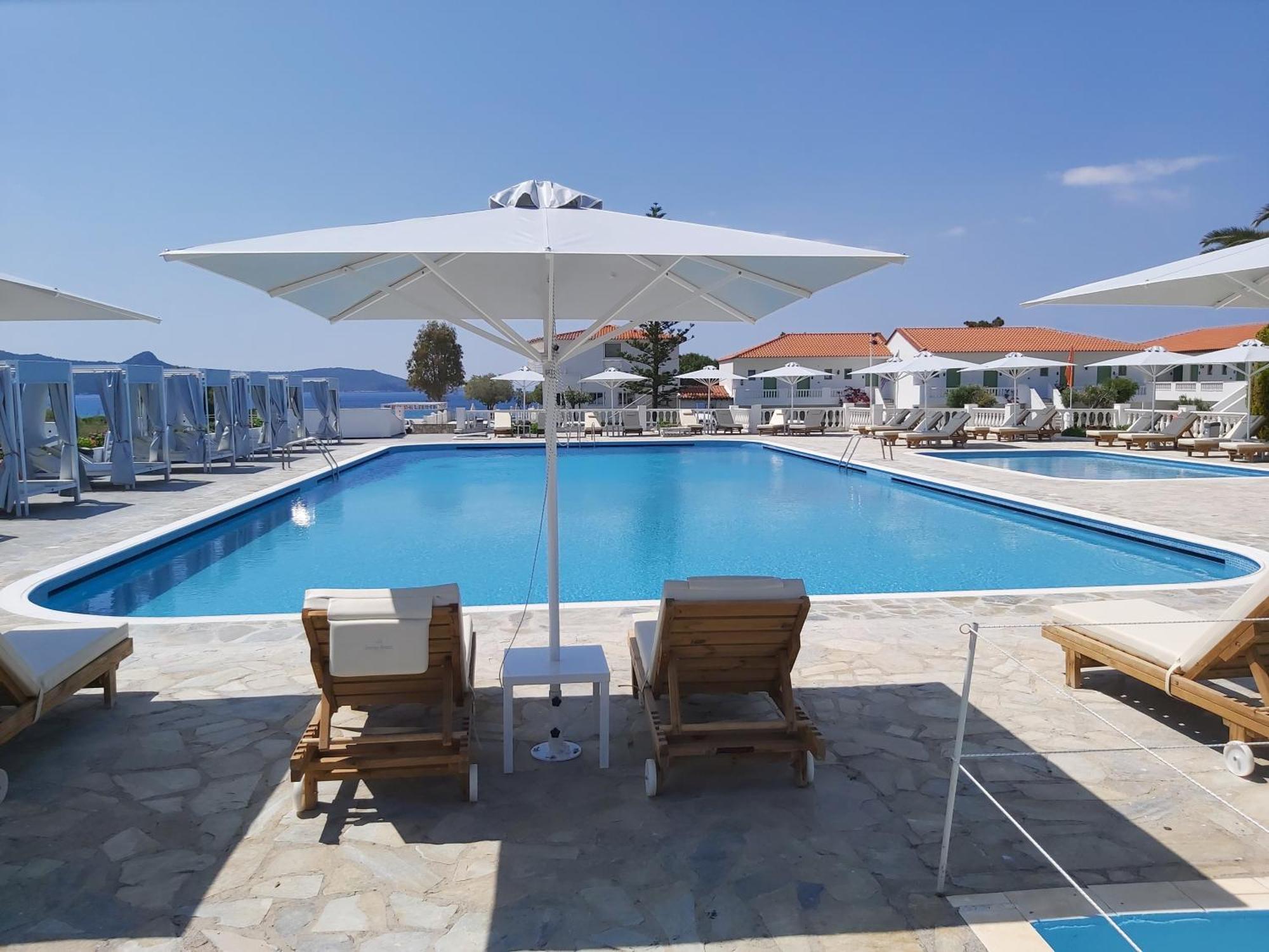 Sirenes Beach Resort Samos Town Exterior photo