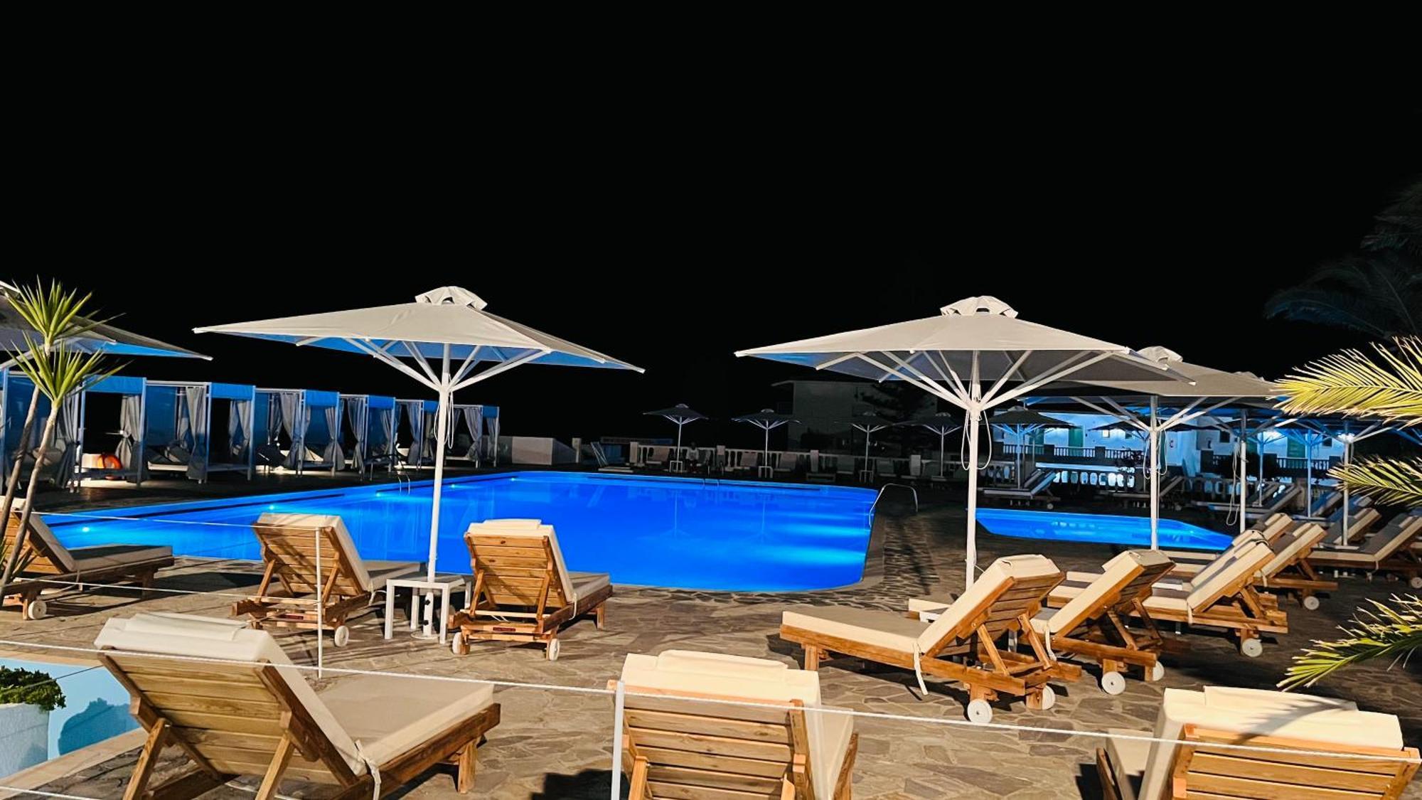 Sirenes Beach Resort Samos Town Exterior photo